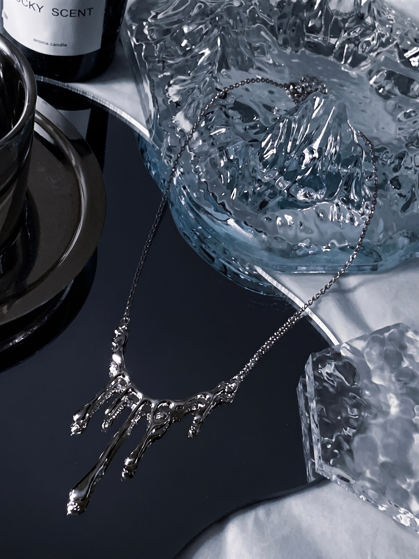 Collar "Liquid Metal"