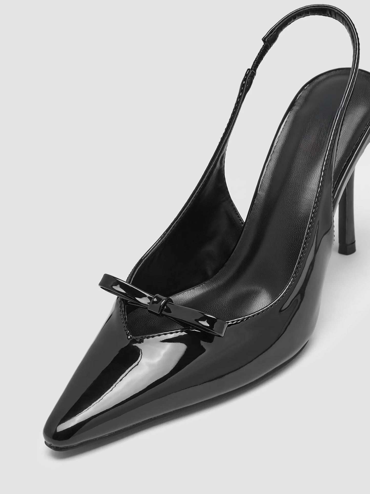 Abril | Tacones de punta