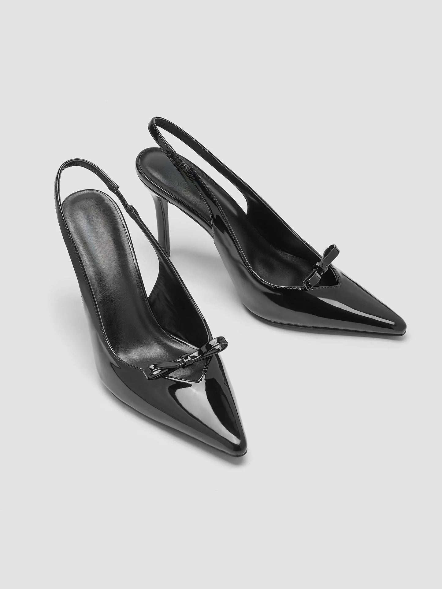 Abril | Tacones de punta