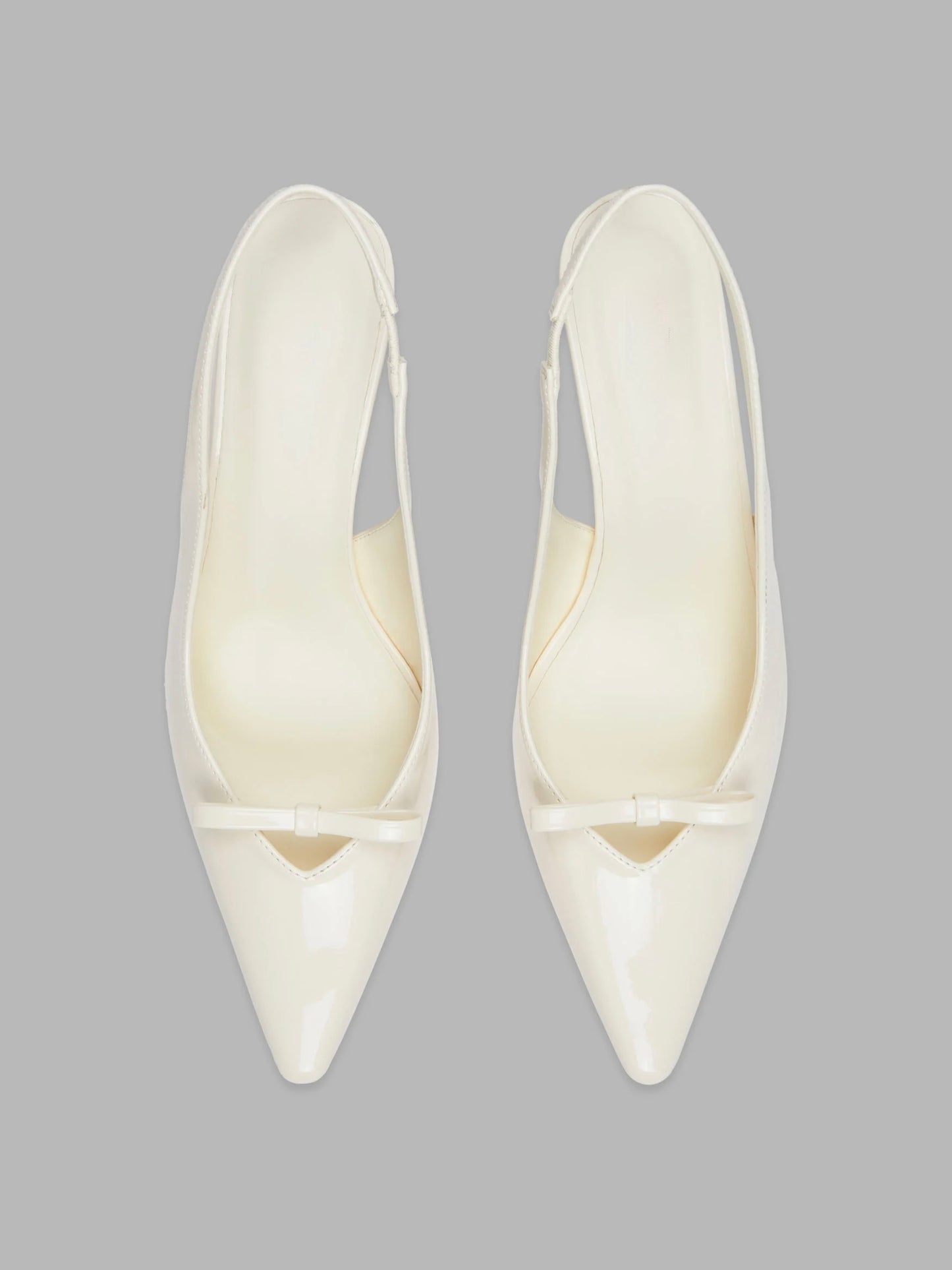 Abril | Tacones de punta