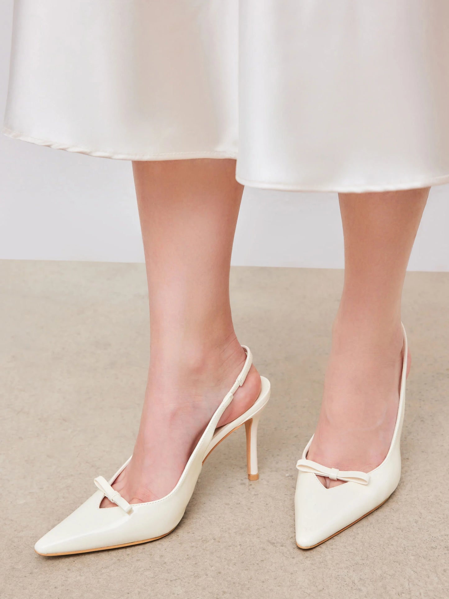 Abril | Tacones de punta