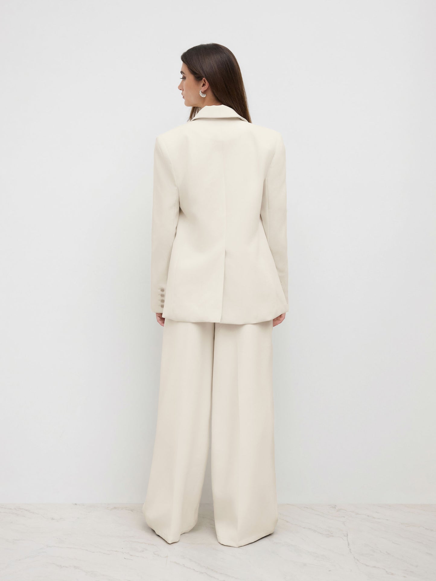 Claudia | Americana Oversize con Cuello en V
