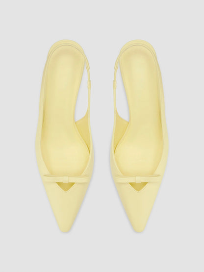 Abril | Tacones de punta