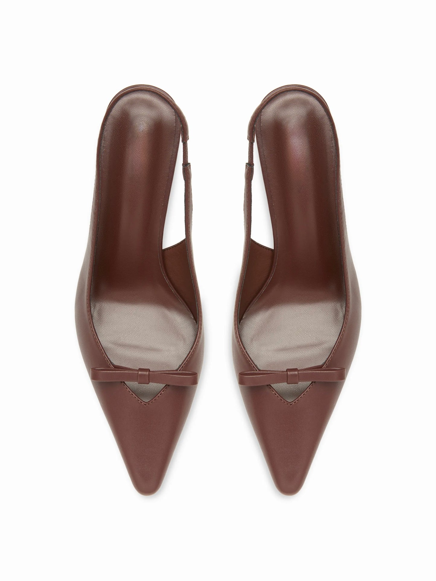 Abril | Tacones de punta