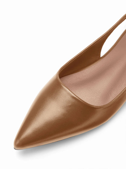 María | Tacones de puntera con tira al talón