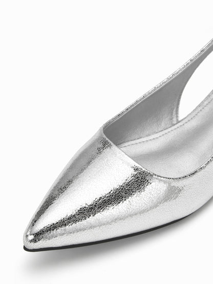 María | Tacones de puntera con tira al talón