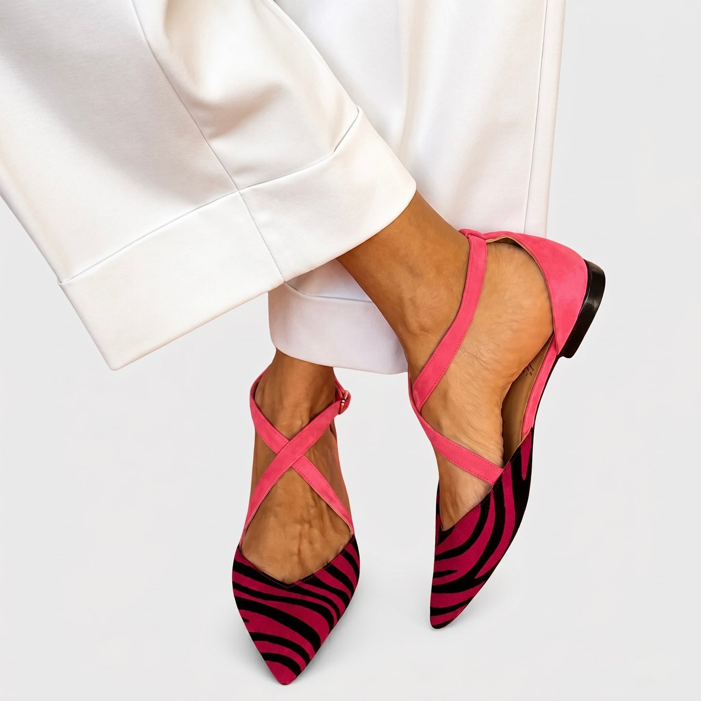 Marta™ | Mocasines con hebilla