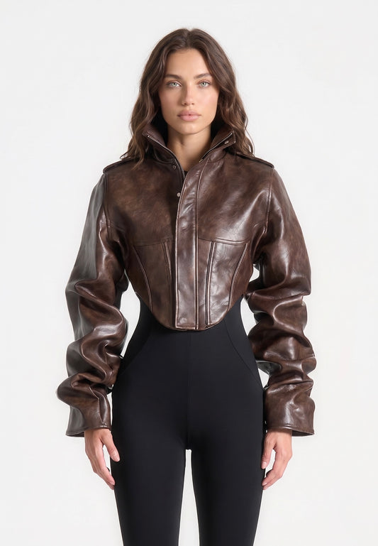 Chaqueta corsé de cuero vintage con mangas con remaches
