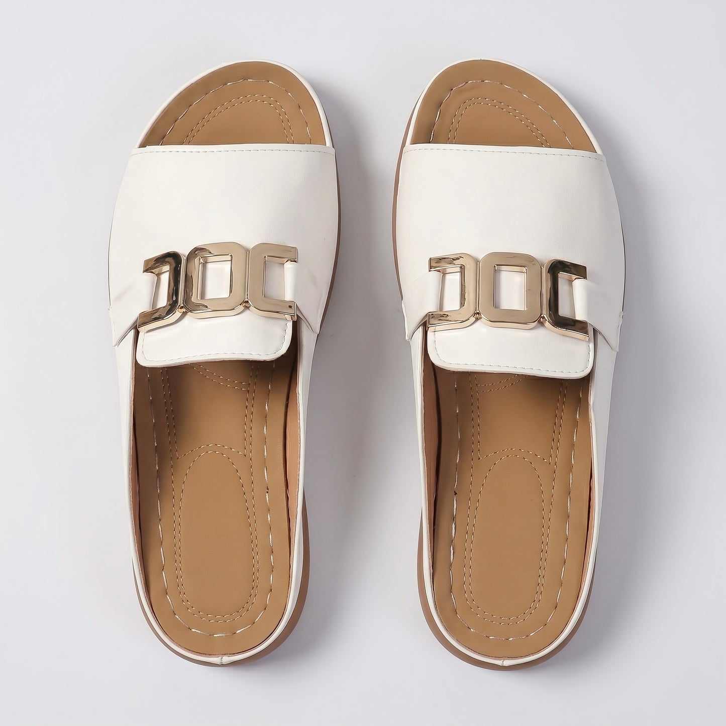 Lucía | Sandalias con hebilla