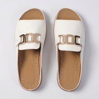 Lucía | Sandalias con hebilla