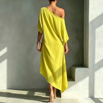 Cloe – Elegant asymmetrisk klänning