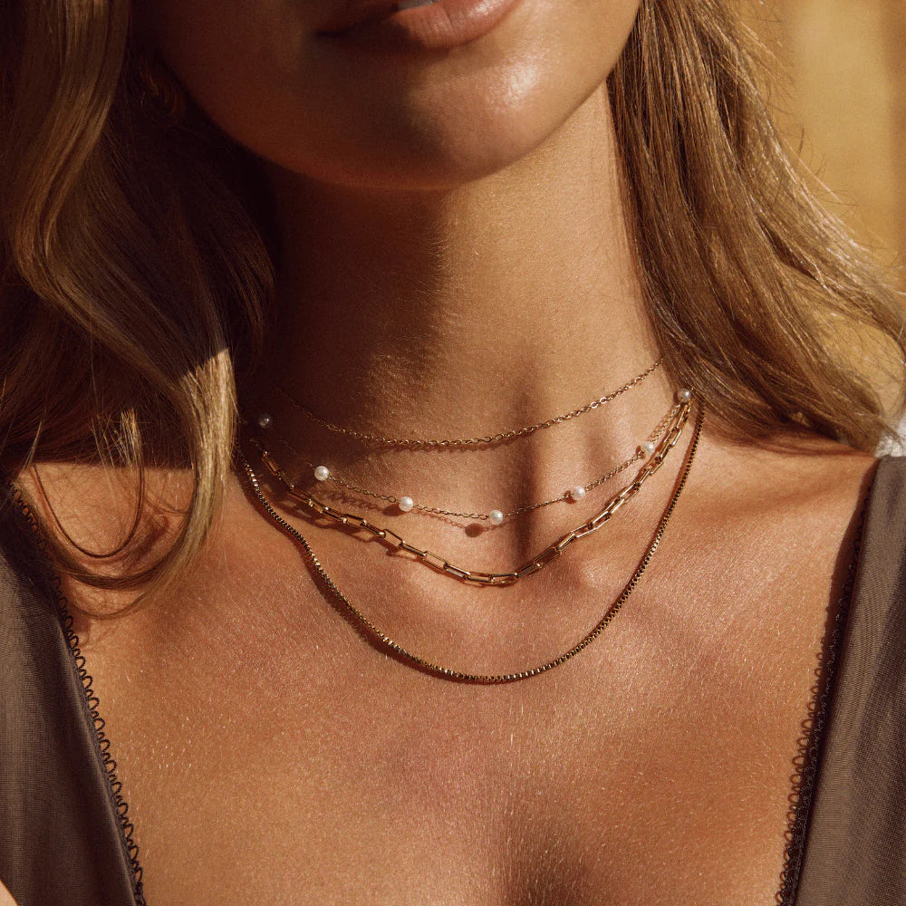 Collar Nura Pearl de oro de 18 quilates
